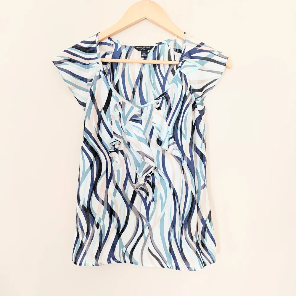Banana Republic Ruffled Top - Picture 1 of 4